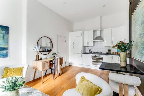 1 bedroom apartment for sale, Fitzjohns Avenue, London