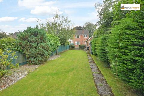 3 bedroom semi-detached house for sale, Uttoxeter Road, Blythe Bridge ST11