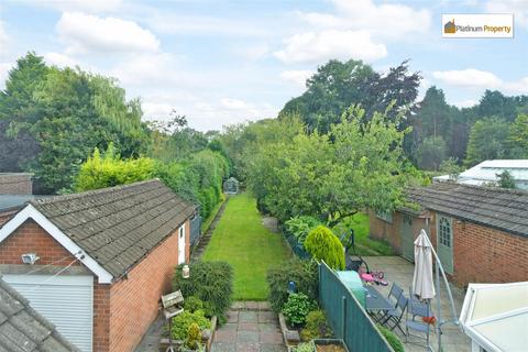 3 bedroom semi-detached house for sale, Uttoxeter Road, Blythe Bridge ST11