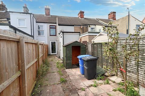 2 bedroom terraced house for sale, Lovewell Road, Lowestoft