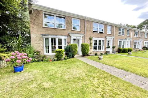 4 bedroom end of terrace house for sale, Halton Close, Christchurch BH23