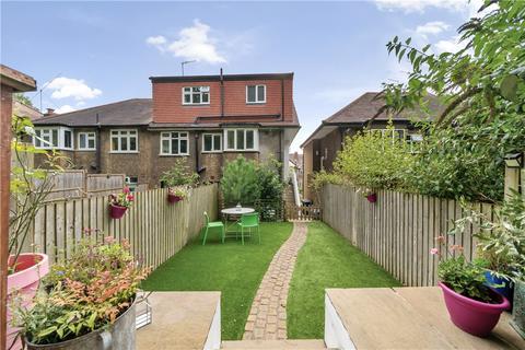 3 bedroom apartment for sale, Sandall Close, Ealing