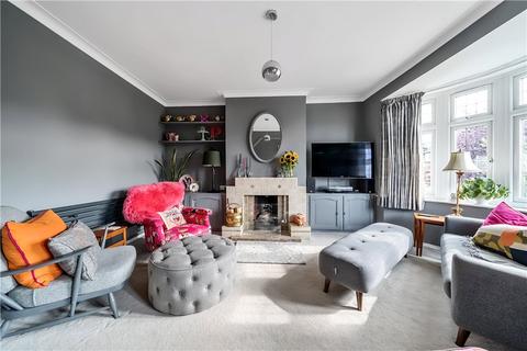 40 Sandall Close, London, W5 1JF