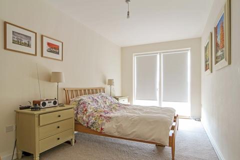 The Aura Building, 10 Northrop Road, Trumpington, Cambridge, CB2 9DD