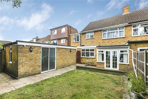 25 Seaman Close, Park Street, St Albans, AL2 2NX