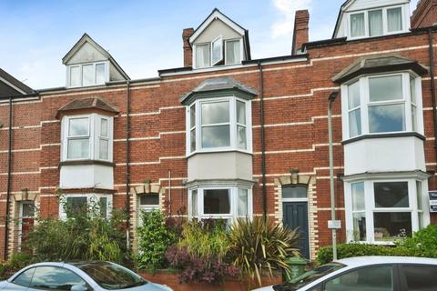 2 bedroom maisonette for sale, Elmside, Exeter. EX4 6LS