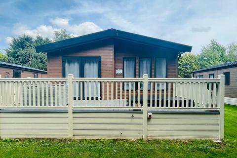 2 bedroom lodge for sale, York YO42