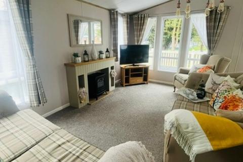 2 bedroom lodge for sale, York YO42