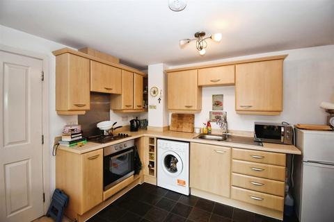 2 bedroom apartment for sale, Priory Road, Hull