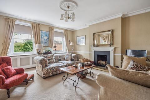 3 bedroom apartment for sale, Cape House, 90 London End, Beaconsfield, HP9 2JD