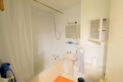 18 The Drive, Slough, SL3 7DB