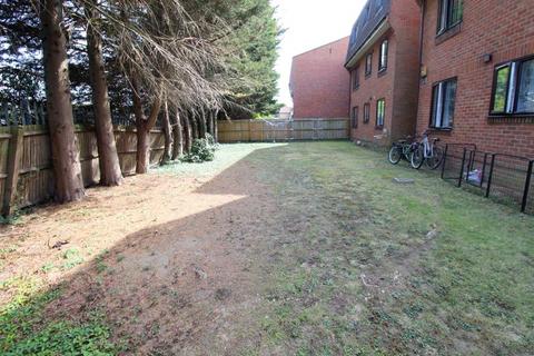 18 The Drive, Slough, SL3 7DB