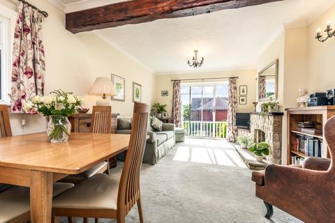 2 bedroom semi-detached house for sale, East Cliff Road, Tunbridge Wells (large garden)