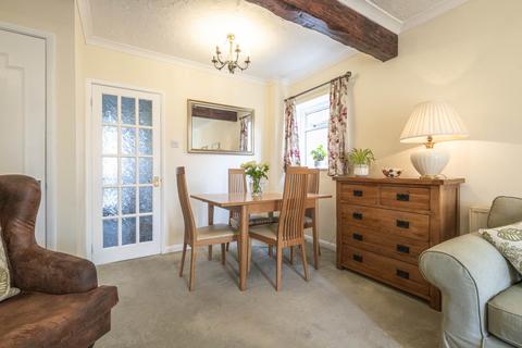 2 bedroom semi-detached house for sale, East Cliff Road, Tunbridge Wells (large garden)