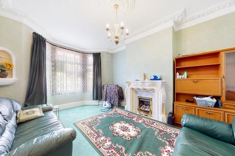 3 bedroom terraced house to rent, Burges Road, Newham