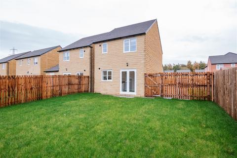 3 bedroom house to rent, Miners Way, New Ollerton, NG22