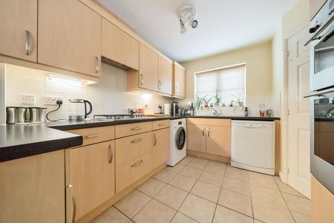 3 bedroom townhouse for sale, Oakmead,  Witney,  OX28