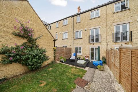 3 bedroom townhouse for sale, Oakmead,  Witney,  OX28