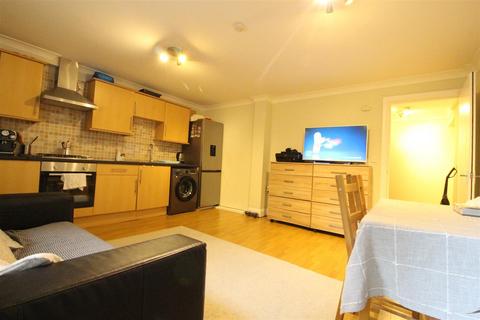 1 bedroom apartment to rent, 21 Maitland Road, London E15