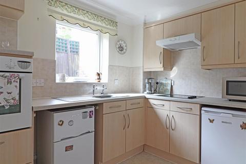 1 bedroom retirement property for sale, London Road, Redhill