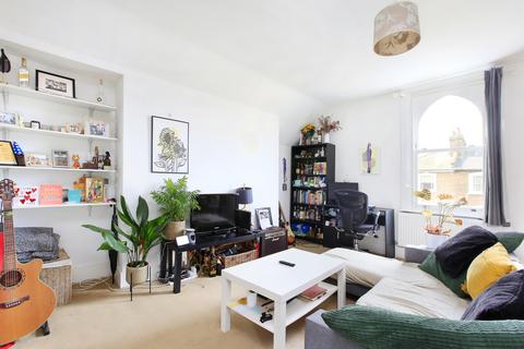 1 bedroom flat for sale, Spencer Road, Wandsworth, London