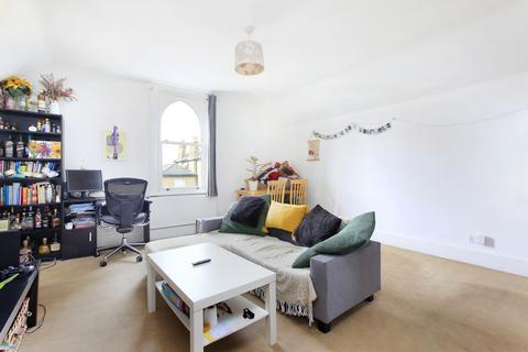 1 bedroom flat for sale, Spencer Road, Wandsworth, London