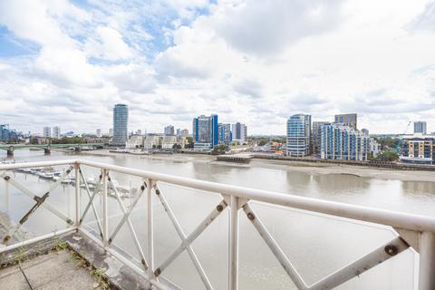 2 bedroom flat to rent, Ferrymans Quay, William Morris Way, London