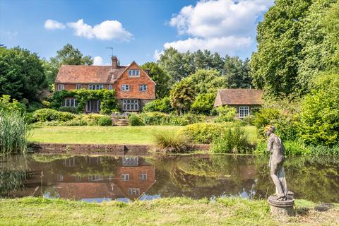 5 bedroom detached house for sale, Ponds Farm, Shere, Guildford, Surrey, GU5