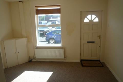 2 bedroom terraced house to rent, Water Street, Macclesfield