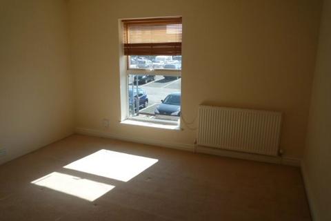 2 bedroom terraced house to rent, Water Street, Macclesfield