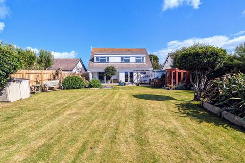 3 bedroom detached house for sale, Trevean Way, Penzance TR20