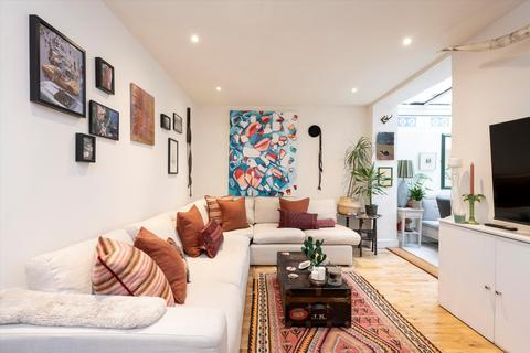 2 bedroom flat for sale, Finborough Road, London, SW10