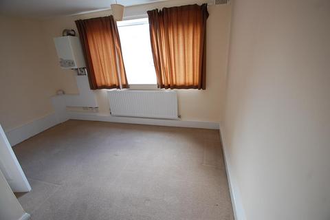 1 bedroom flat to rent, Horninglow Road , Burton upon Trent DE13