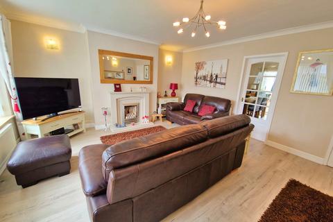 3 bedroom bungalow for sale, MAES GLAS, CEFN CRIBWR, CF32 0AL