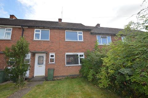 3 bedroom terraced house to rent, Brabazon Road, Oadby