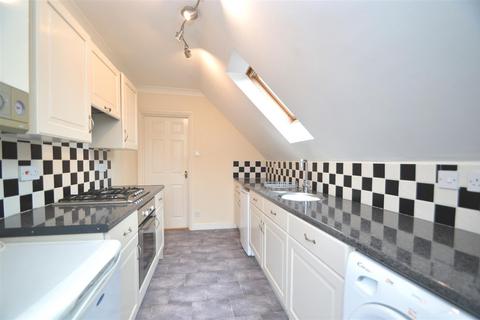 1 bedroom flat for sale, The Broadway, Totland Bay