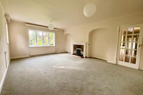 4 bedroom detached house for sale, South Avenue, Scalby, Scarborough