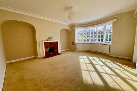 4 bedroom detached house for sale, South Avenue, Scalby, Scarborough