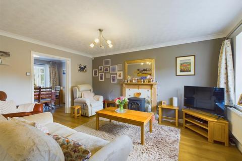 21 Wye Head Close, Buxton, SK17 9AX
