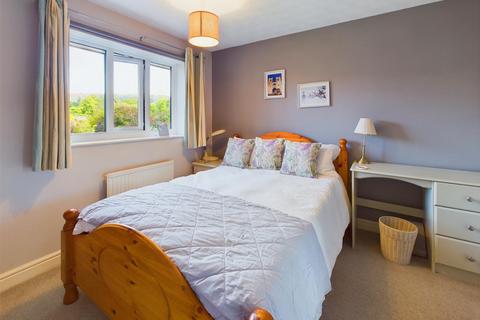 21 Wye Head Close, Buxton, SK17 9AX
