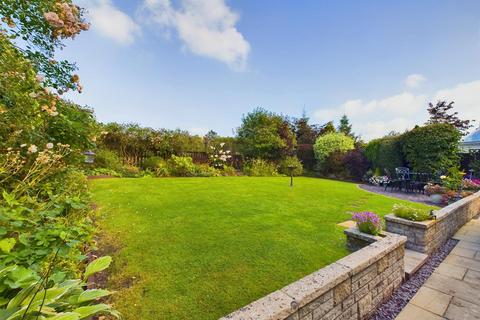 21 Wye Head Close, Buxton, SK17 9AX