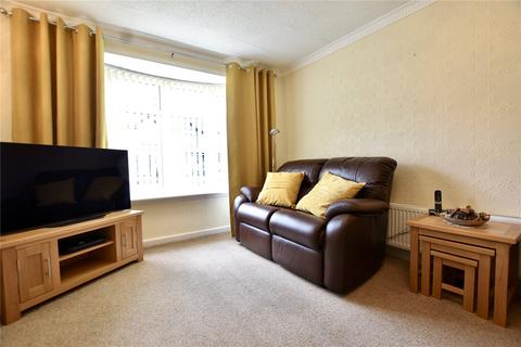 5 Dingle Avenue, Shaw, Oldham, OL2 8DD