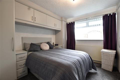 5 Dingle Avenue, Shaw, Oldham, OL2 8DD