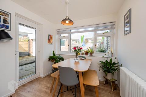36 Fernview Drive, Ramsbottom, Bury, BL0 9XG