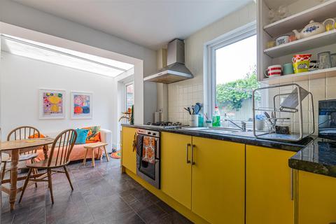 26 Atlas Road, Cardiff, CF5 1PJ