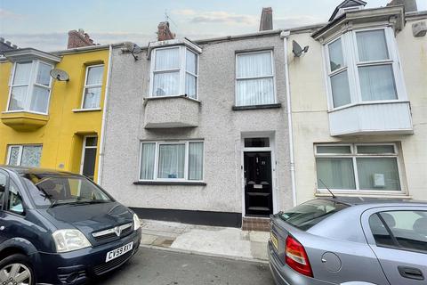 4 bedroom terraced house for sale, Bush Street, Pembroke Dock