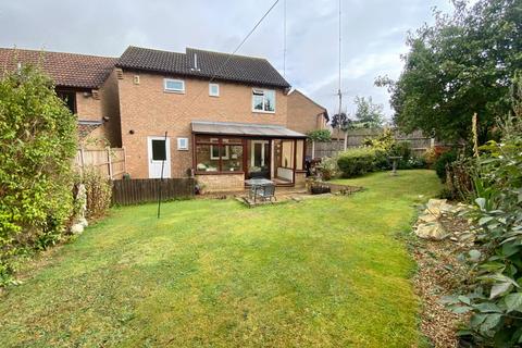 35 Allard Close, Northampton, NN3 5LZ