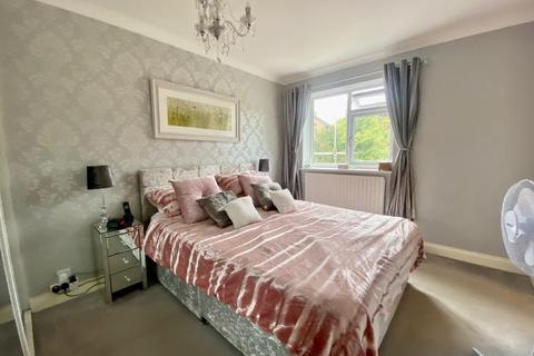 35 Allard Close, Northampton, NN3 5LZ