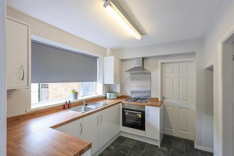 3 bedroom semi-detached house for sale, Sunnyway, Blakelaw, Newcastle upon Tyne