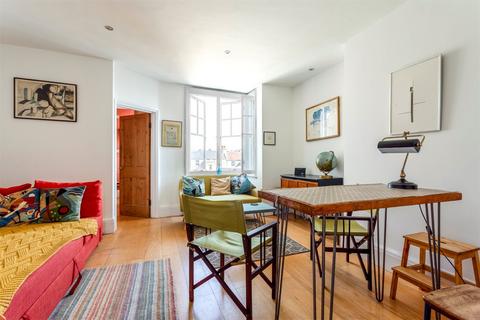 2 bedroom apartment for sale, New Steine, Brighton BN2